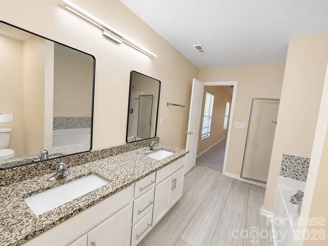 2223 Savannah Hills Drive, Matthews, NC 28105
