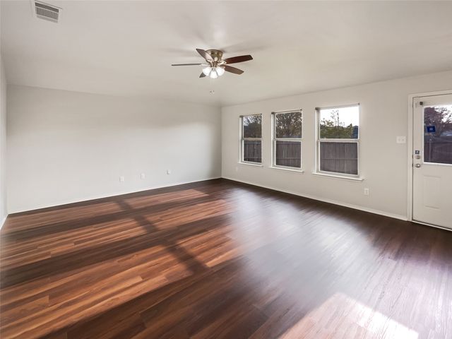 2052 Fair Weather Drive, Lancaster, TX 75146