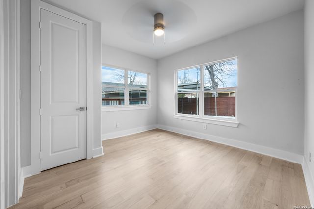 531 W Rosewood, San Antonio, TX 78212