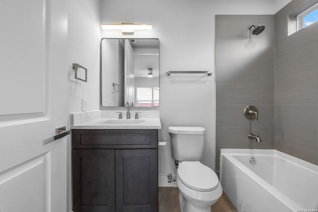 531 W Rosewood, San Antonio, TX 78212