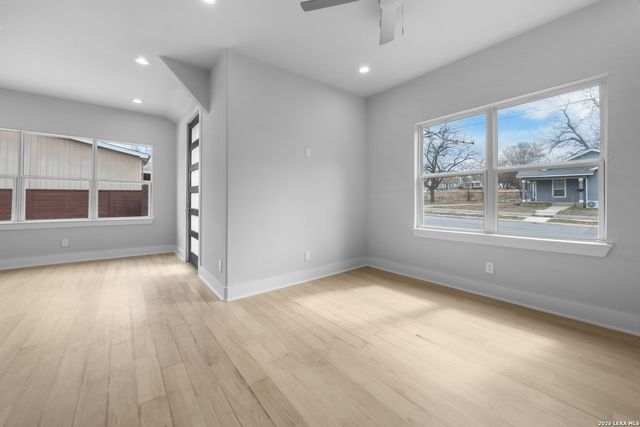 531 W Rosewood, San Antonio, TX 78212