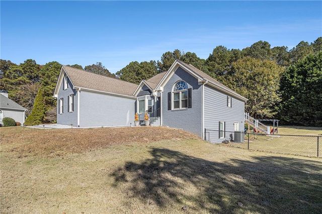 1911 Harvest Way, Loganville, GA 30052