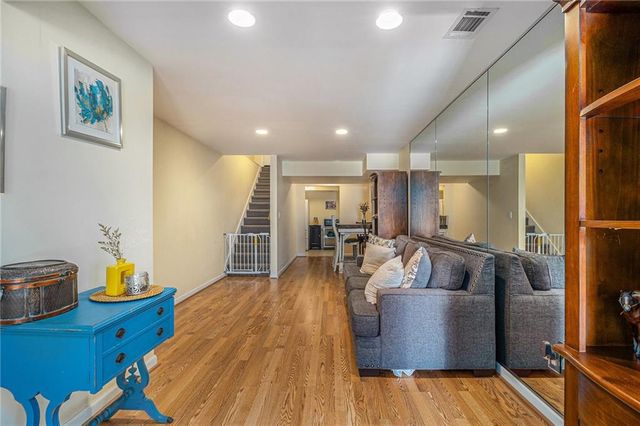 1911 Harvest Way, Loganville, GA 30052