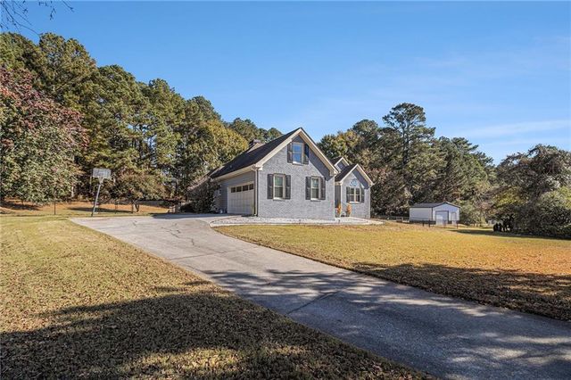 1911 Harvest Way, Loganville, GA 30052