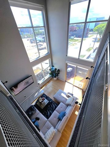 614 Troy 205, Royal Oak, MI 48067