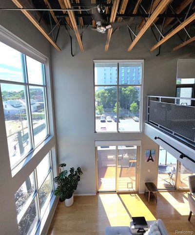 614 Troy 205, Royal Oak, MI 48067