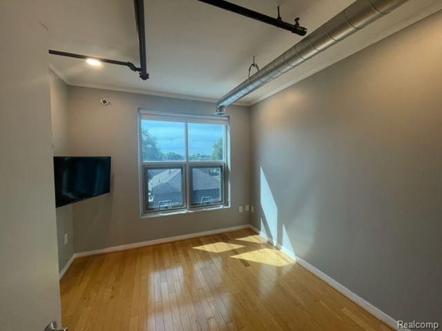 614 Troy 205, Royal Oak, MI 48067