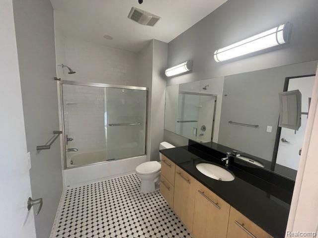 614 Troy 205, Royal Oak, MI 48067