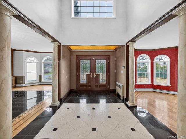 120 E Willow Tree Road, Spring Valley, NY 10977