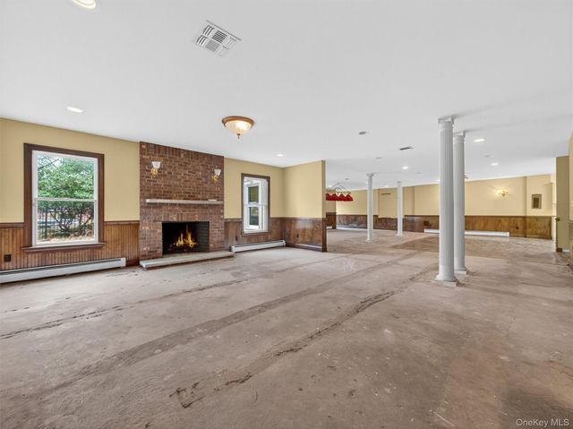 120 E Willow Tree Road, Spring Valley, NY 10977