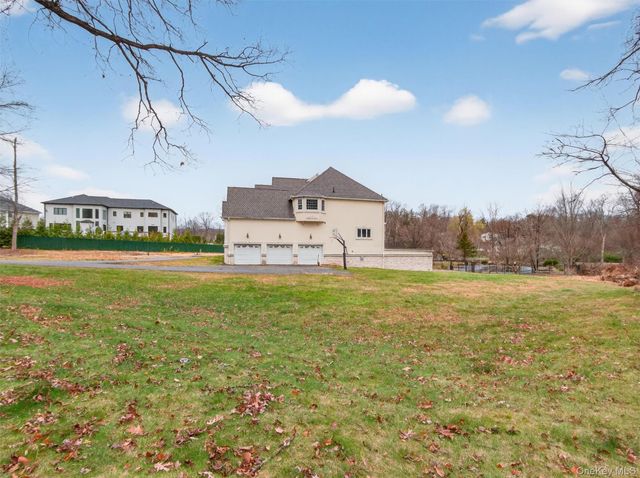 120 E Willow Tree Road, Spring Valley, NY 10977