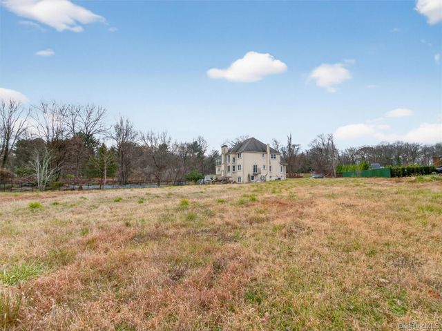 120 E Willow Tree Road, Spring Valley, NY 10977