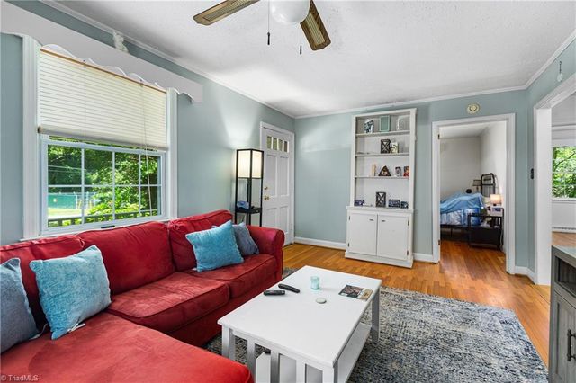 2709 Konnoak Drive, Winston-salem, NC 27127