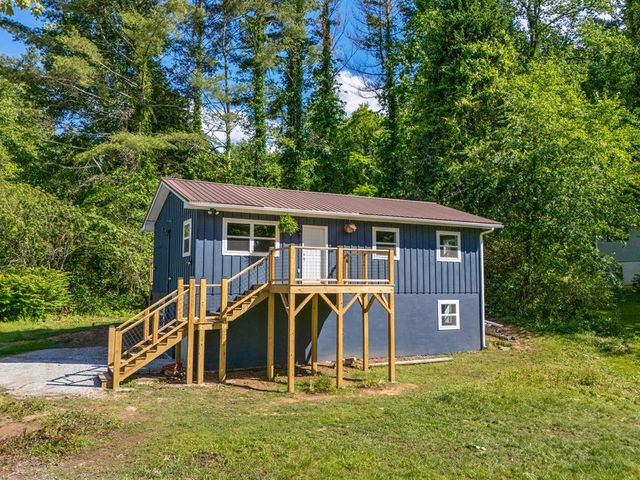 230 Pisgah Road, Andrews, NC 28901