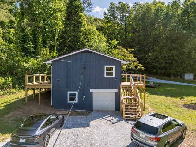 230 Pisgah Road, Andrews, NC 28901