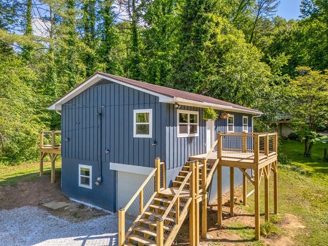 230 Pisgah Road, Andrews, NC 28901