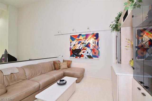 25450 Fairmount 6, Beachwood, OH 44122