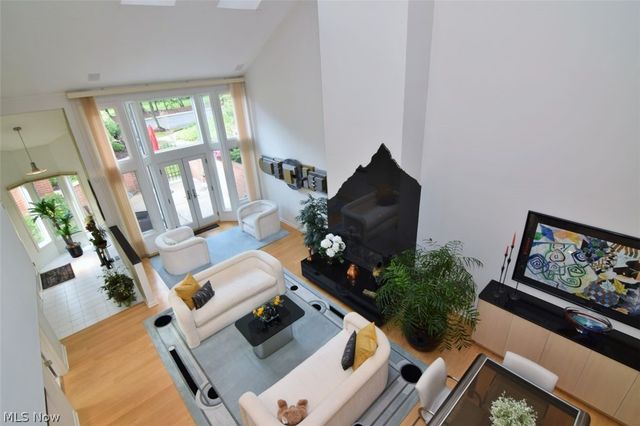 25450 Fairmount 6, Beachwood, OH 44122