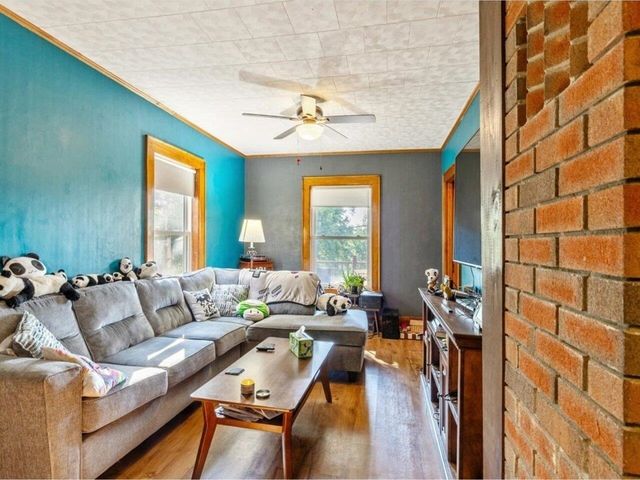 30 North Avenue, Richford, VT 05476