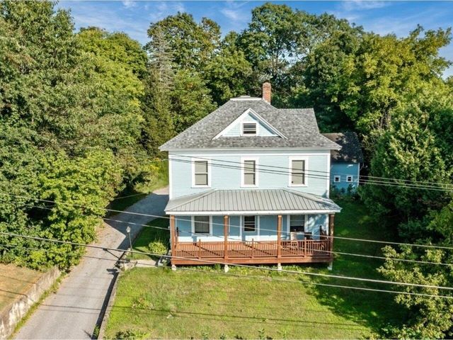 30 North Avenue, Richford, VT 05476