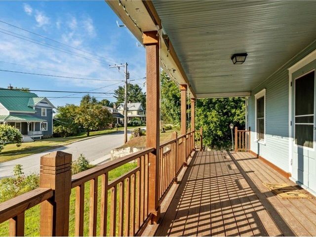 30 North Avenue, Richford, VT 05476