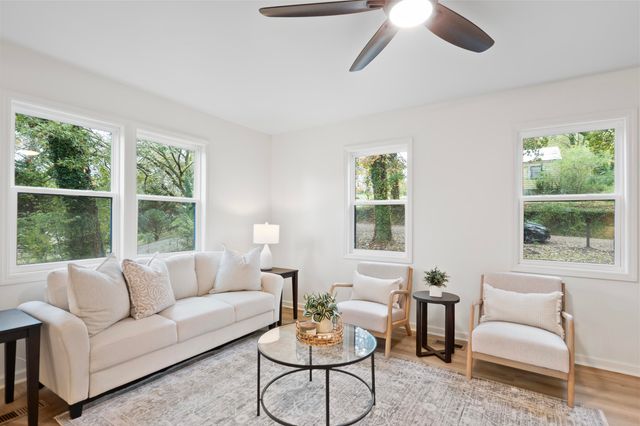 35 Agnes Avenue, Chattanooga, TN 37406