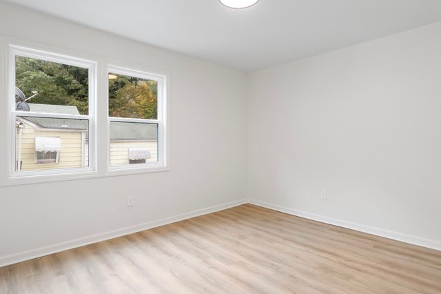 35 Agnes Avenue, Chattanooga, TN 37406