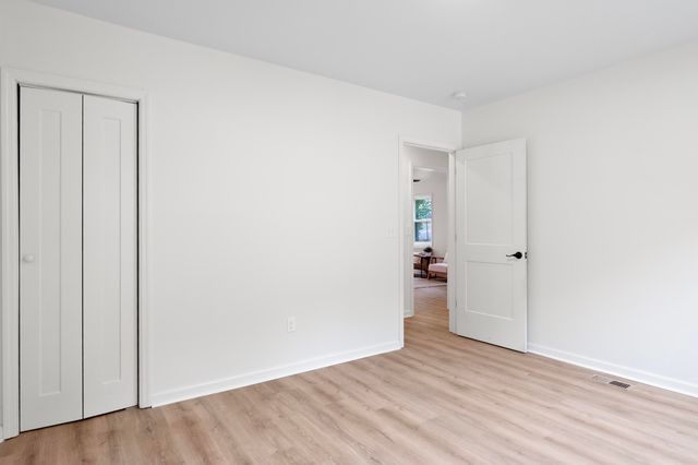 35 Agnes Avenue, Chattanooga, TN 37406