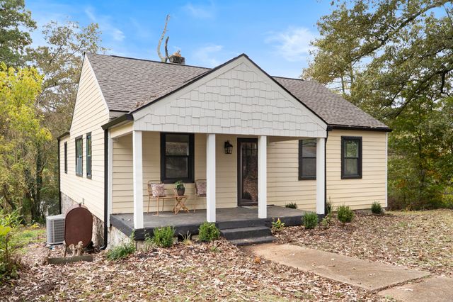 35 Agnes Avenue, Chattanooga, TN 37406