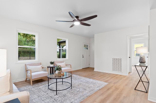 35 Agnes Avenue, Chattanooga, TN 37406