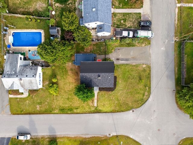 78 Linda St, Abington, MA 02351