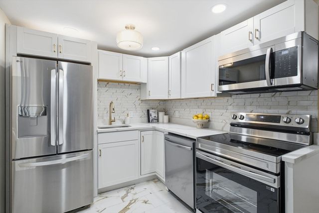 78 Linda St, Abington, MA 02351