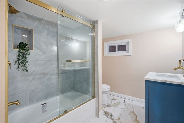 78 Linda St, Abington, MA 02351