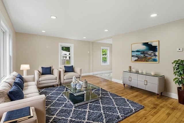 78 Linda St, Abington, MA 02351