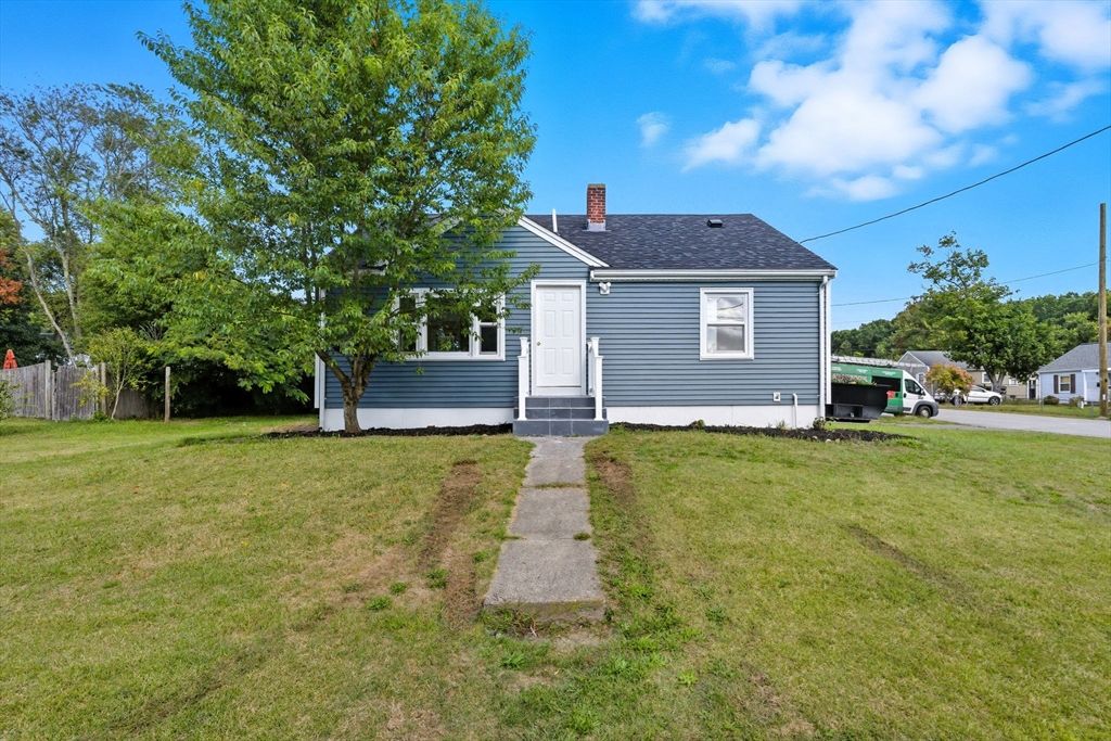 78 Linda St, Abington, MA 02351