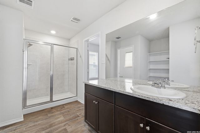 6630 Greensleeves, San Antonio, TX 78252