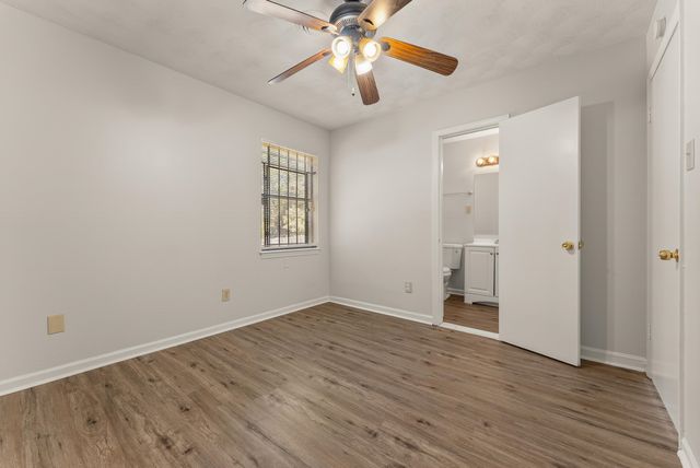 3290 VALLEY STREAM CV, Memphis, TN 38128