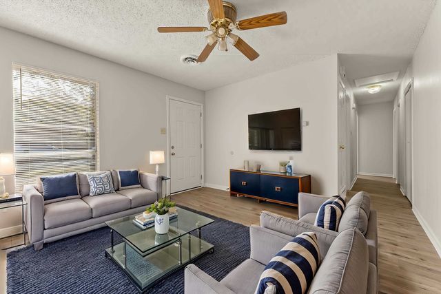 3290 VALLEY STREAM CV, Memphis, TN 38128