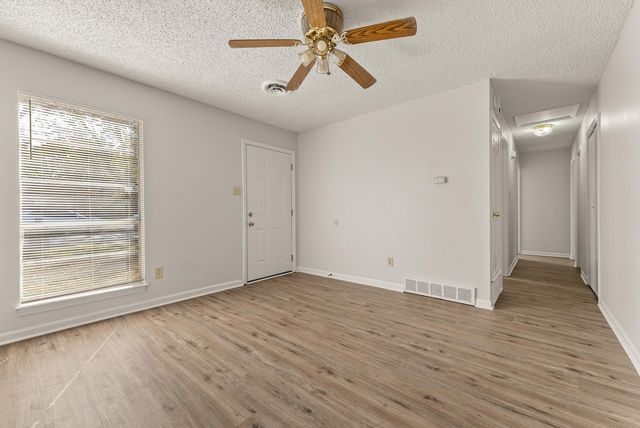 3290 VALLEY STREAM CV, Memphis, TN 38128