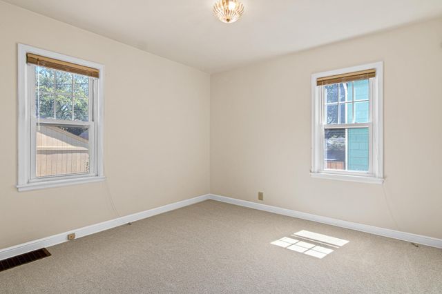 5141 37th Avenue S, Minneapolis, MN 55417
