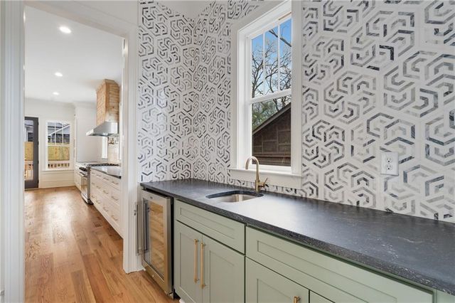 431 Clifton Road NE, Atlanta, GA 30307