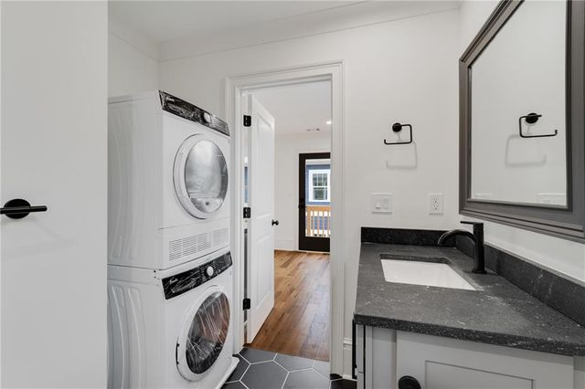 431 Clifton Road NE, Atlanta, GA 30307