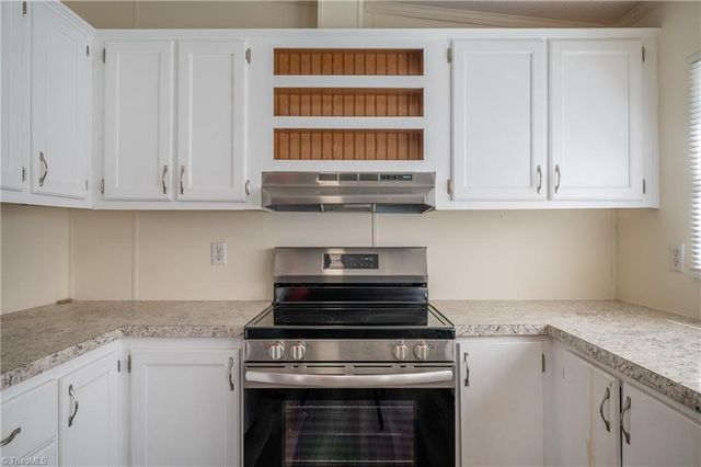 185 Marlin Boulevard, Mount Airy, NC 27030