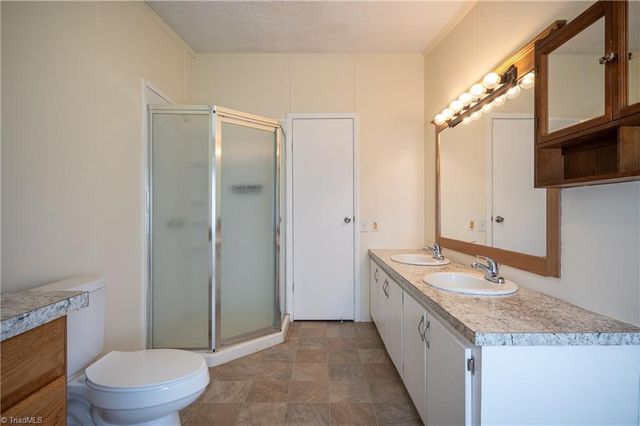 185 Marlin Boulevard, Mount Airy, NC 27030