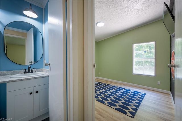185 Marlin Boulevard, Mount Airy, NC 27030