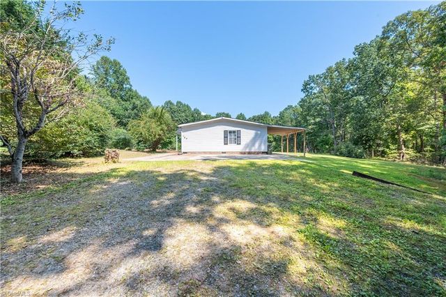 185 Marlin Boulevard, Mount Airy, NC 27030