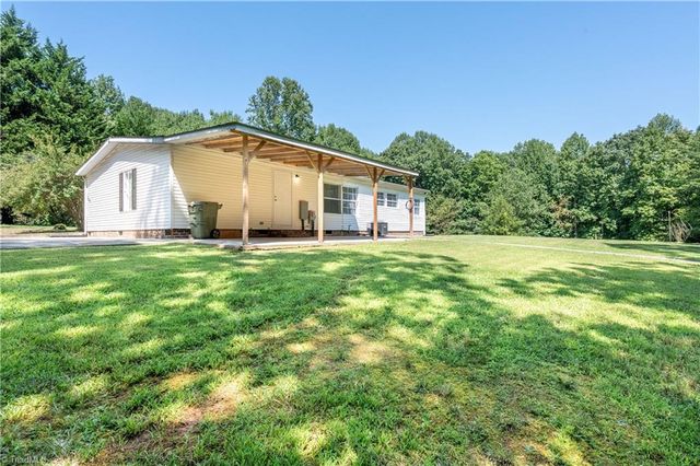 185 Marlin Boulevard, Mount Airy, NC 27030