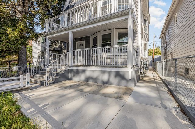 376 Hawthorne Avenue, Yonkers, NY 10705