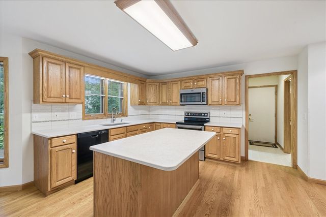 2611 Walden Woods Court, Midland, MI 48640