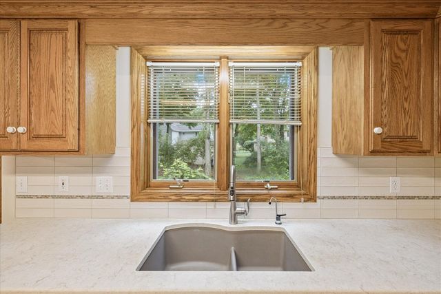 2611 Walden Woods Court, Midland, MI 48640